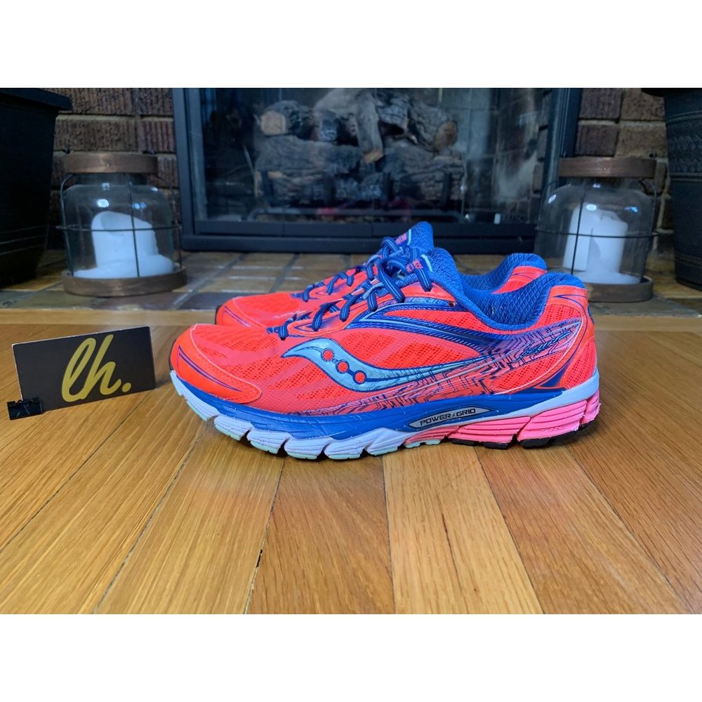 Size 9.5 W Saucony Ride 8 Running Shoes 10273-2